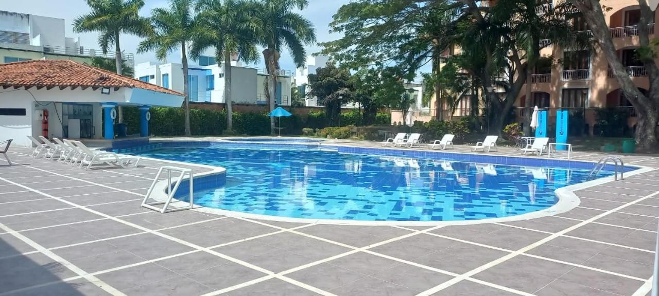 Hotel Peñon Suites Girardot Exterior foto