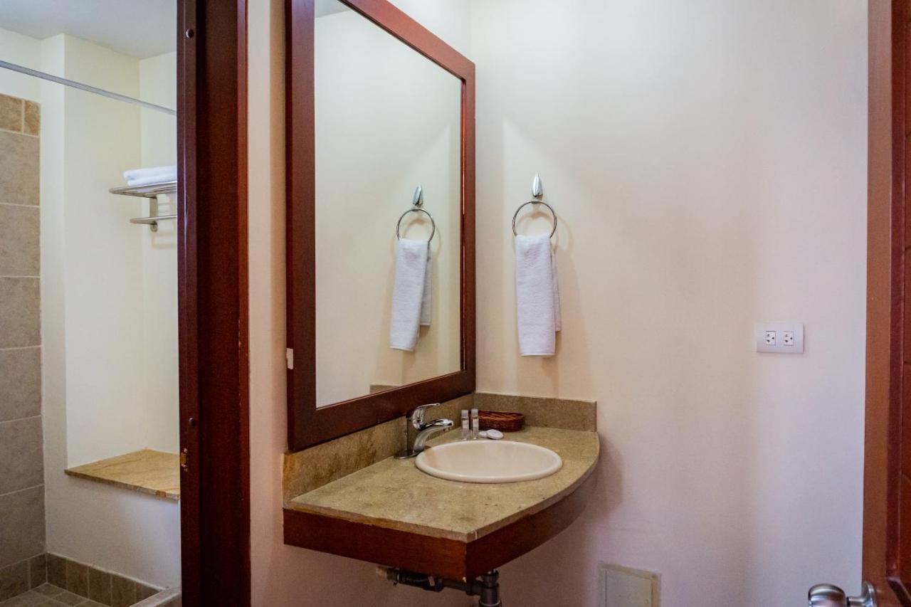 Hotel Peñon Suites Girardot Exterior foto