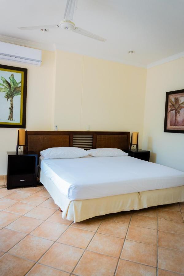 Hotel Peñon Suites Girardot Exterior foto
