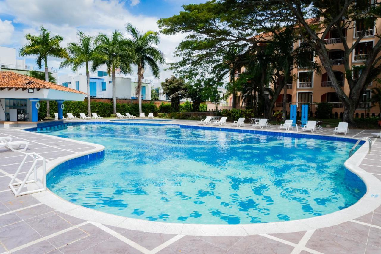 Hotel Peñon Suites Girardot Exterior foto