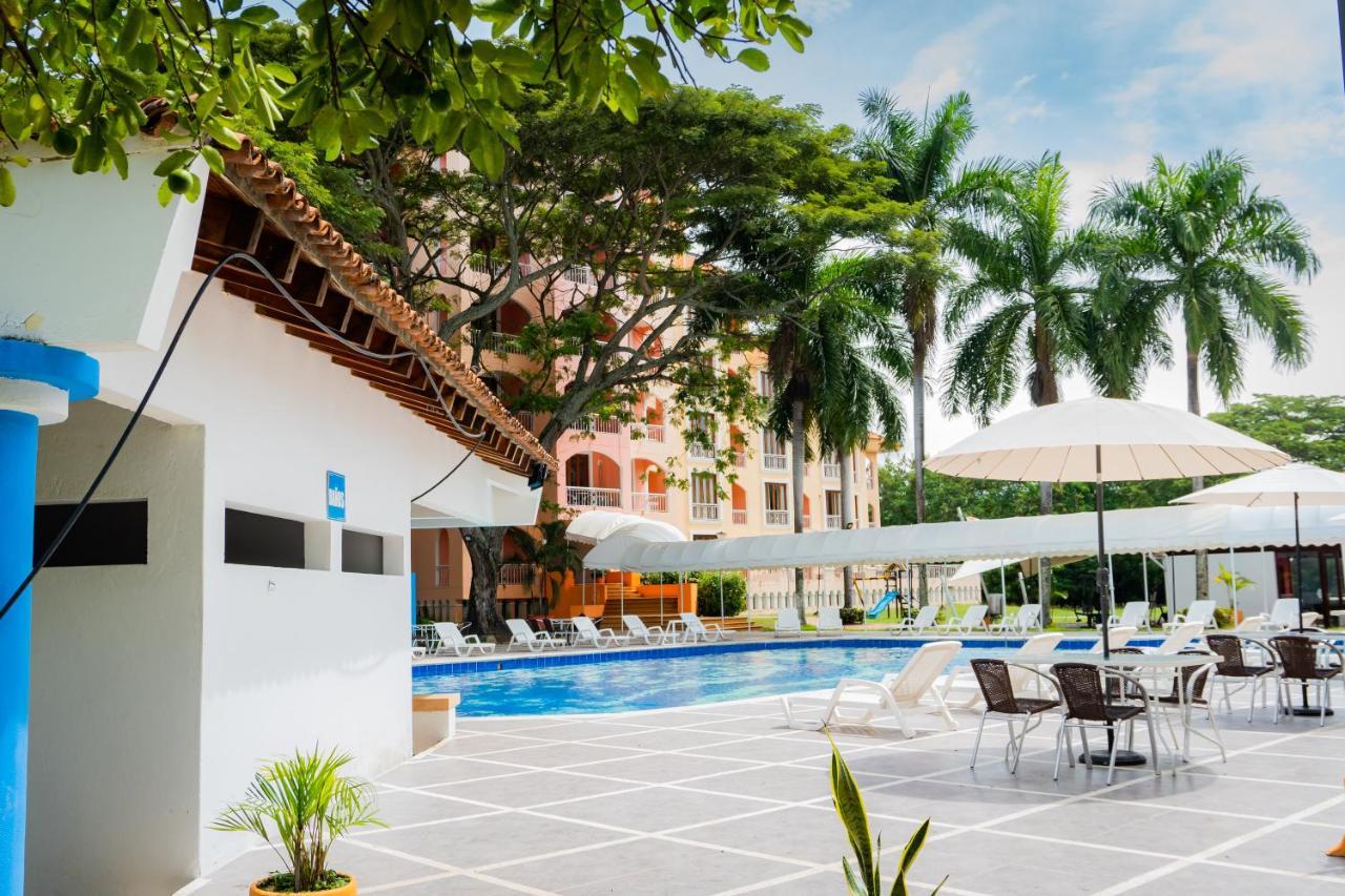 Hotel Peñon Suites Girardot Exterior foto