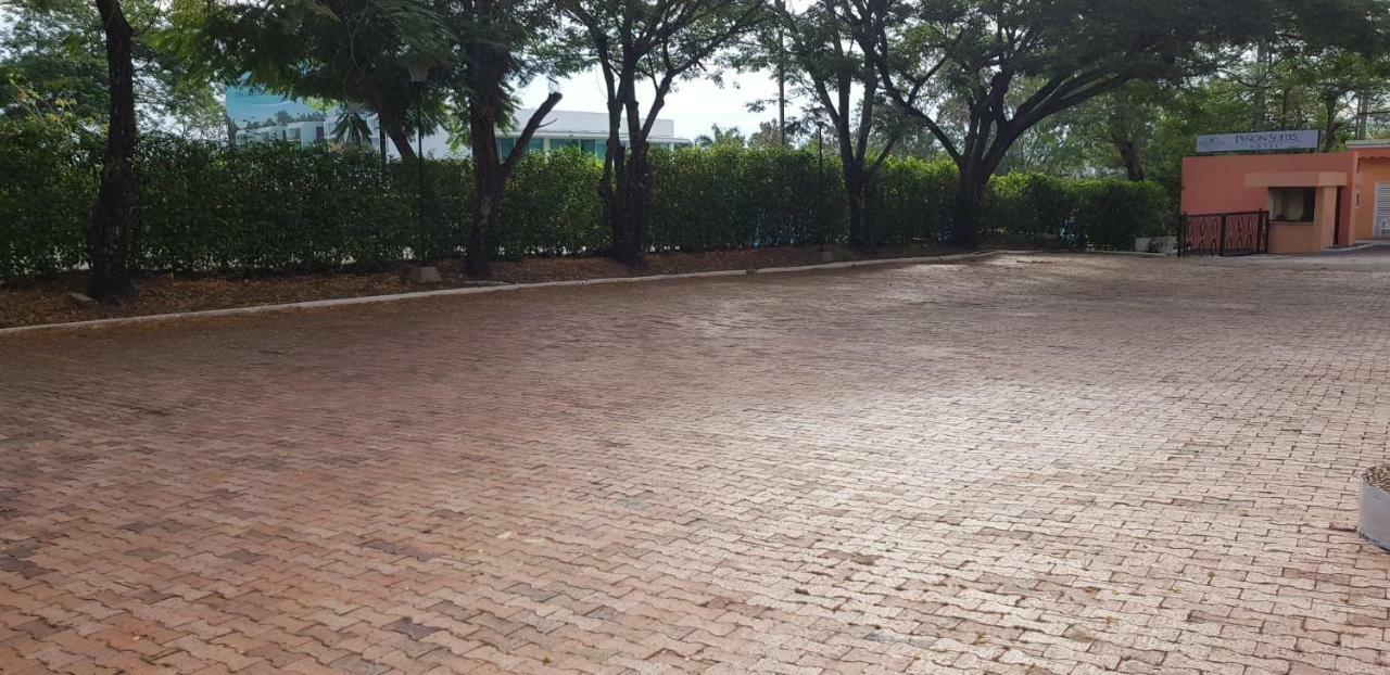 Hotel Peñon Suites Girardot Exterior foto