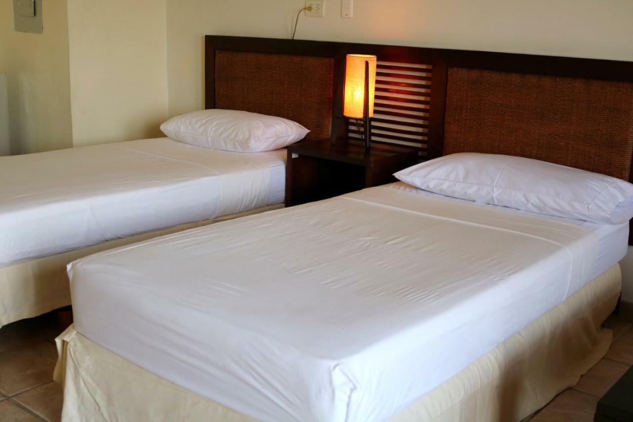 Hotel Peñon Suites Girardot Exterior foto