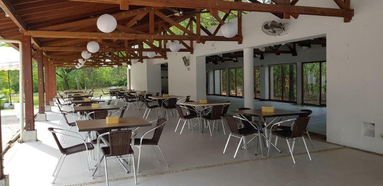 Hotel Peñon Suites Girardot Exterior foto