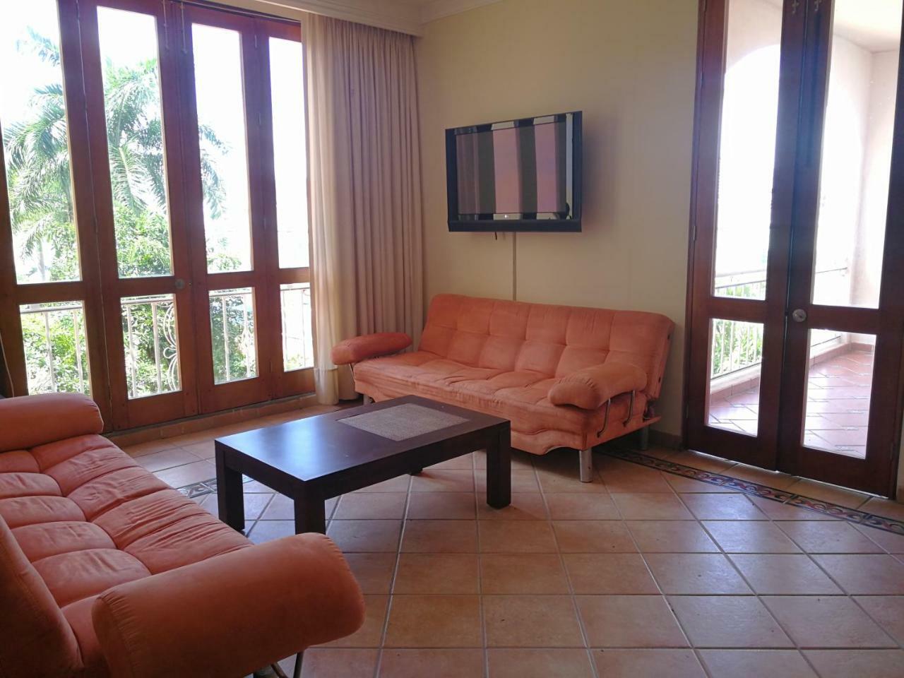 Hotel Peñon Suites Girardot Exterior foto