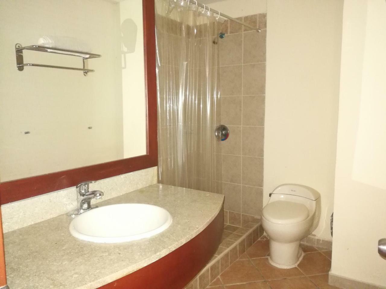 Hotel Peñon Suites Girardot Exterior foto